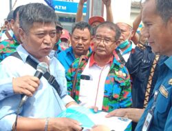 Ratusan Buruh TKBM Demo di Kantor KSOP Panjang