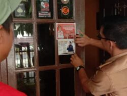 Ada Lurah Diduga Pasang Stiker Balon Anggota Dewan di Rumah Warga?