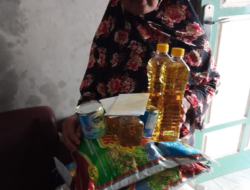 PT Sentra Minta Energi Bagikan Sembako ke-Warga Keramat Kuala