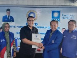 Yusirwan Ambil Formulir Pendaftaran Balon Walikota di DPD PAN