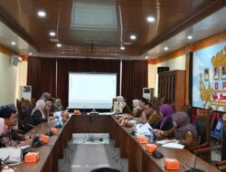 Pansus Raperda Pengembangan Produk Unggulan Daerah Terima Masukan OPD