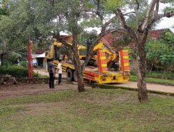 Peduli Korban Banjir, Nanda Indira Turunkan Excavator