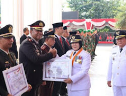 Wali Kota Eva Dwiana Jadi Inspektur Upacara HUT Ke-80 RI di Pemkot Bandar Lampung