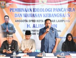 Fraksi PAN Alimuddin Imbau Orang-Tua Awasi Anak dalam Penggunaan Internet Handphone