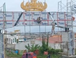 Wah Gawat Pembangunan Gapura Taman Dwipangga Tidak Selesai, Diduga Lemahnya Pengawasan Dinas PU