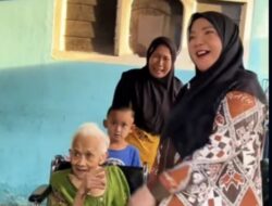 Walikota Bandarlampung Eva Dwiana Turun ke Masyarakat Bantuan Kursi Roda kepada Warga