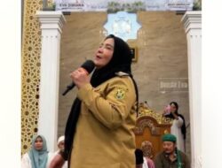 Pesan Bunda Eva untuk Warga Tanjung Seneng, Jangan Ada Anak Putus Sekolah
