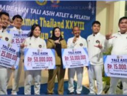Walikota Eva Dwiana Banjiri Atlet Sea Games 2025 Bonus Uang Tunai dan Hadiah Umroh