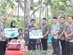 Bupati Dedi Irawan Serahkan Bantuan Korban Kebakaran Pemkab Pastikan Hadir di Tengah Masyarakat